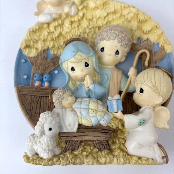 Precious Moments Nativity 3D Plate Welcome Precious Little One Sam Butcher 1999 - Picture 2 of 5